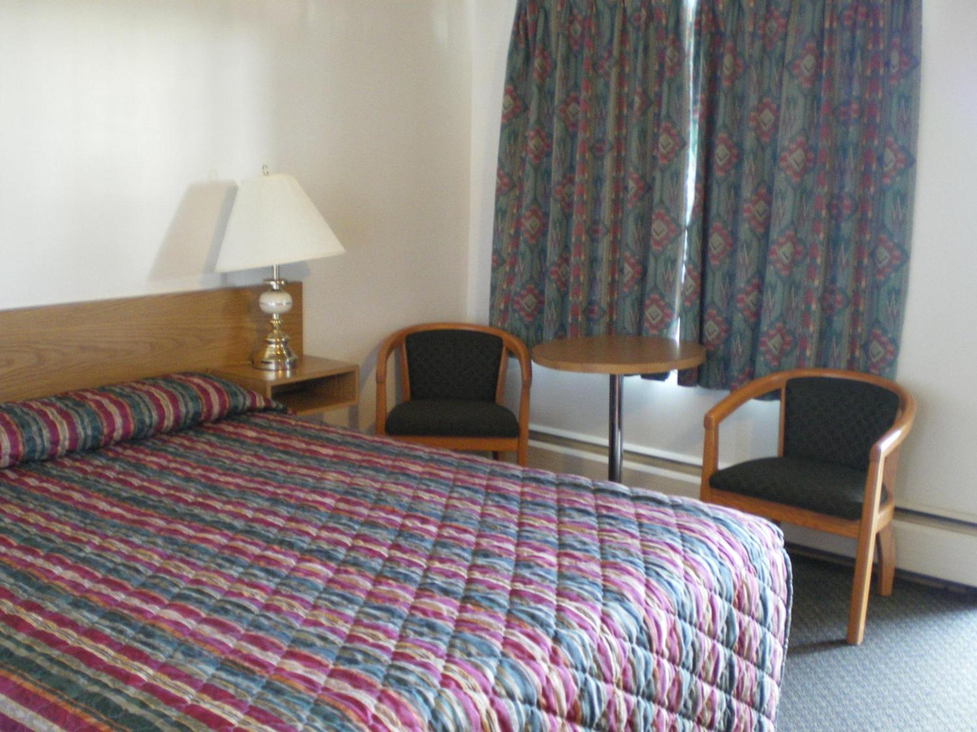 Sun-Dek Motel Medicine Hat Ngoại thất bức ảnh
