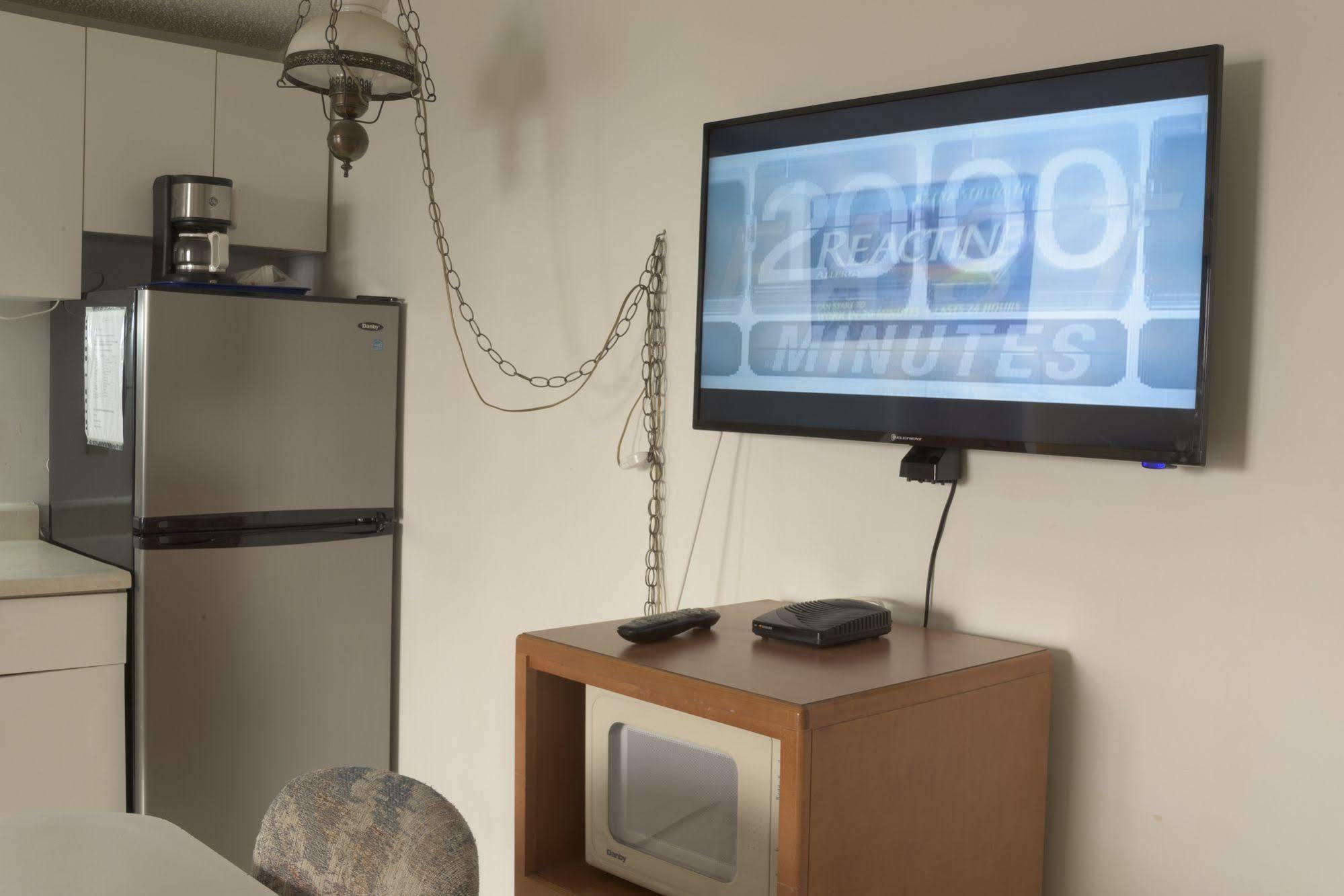 Sun-Dek Motel Medicine Hat Ngoại thất bức ảnh