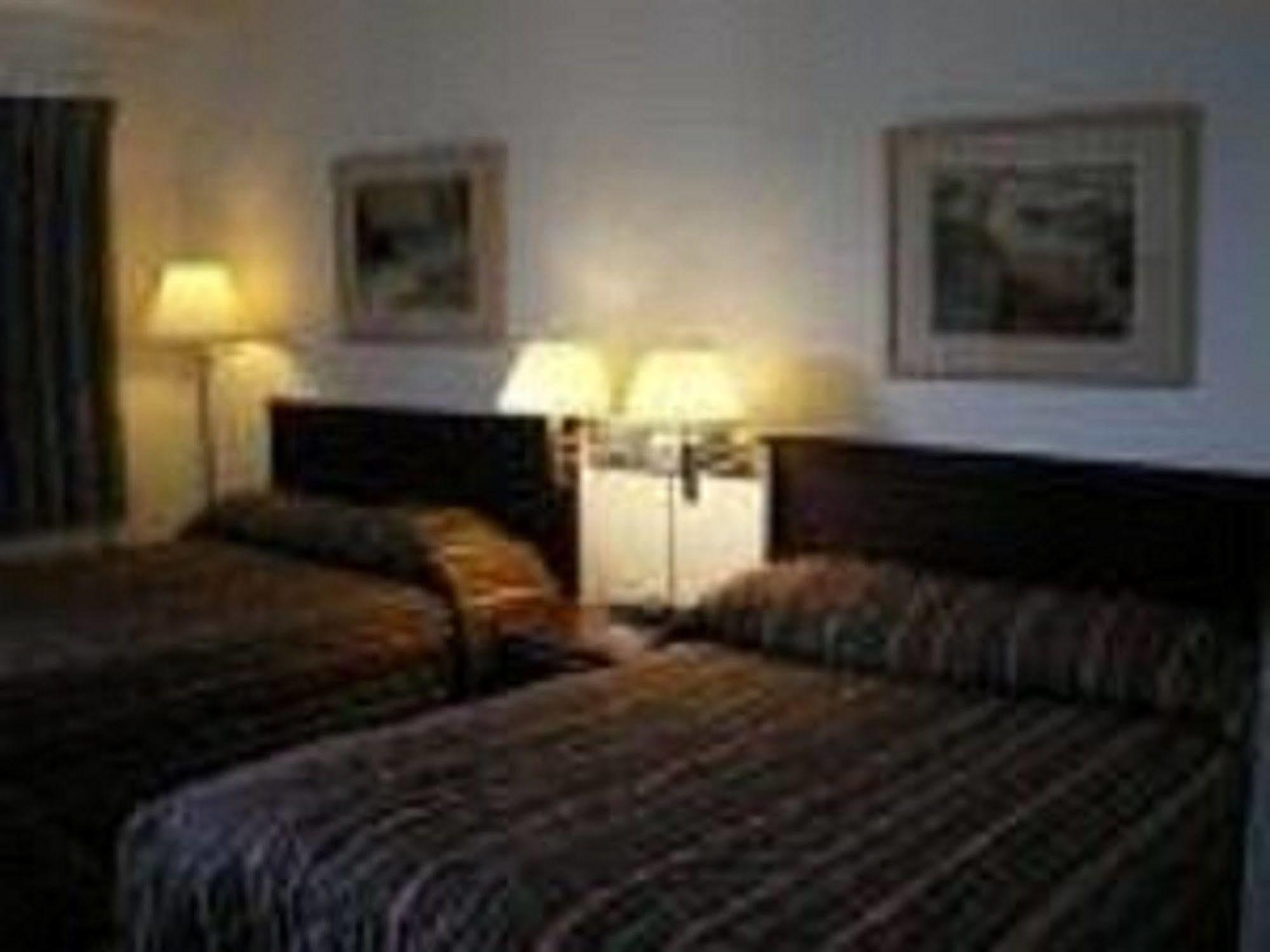 Sun-Dek Motel Medicine Hat Ngoại thất bức ảnh