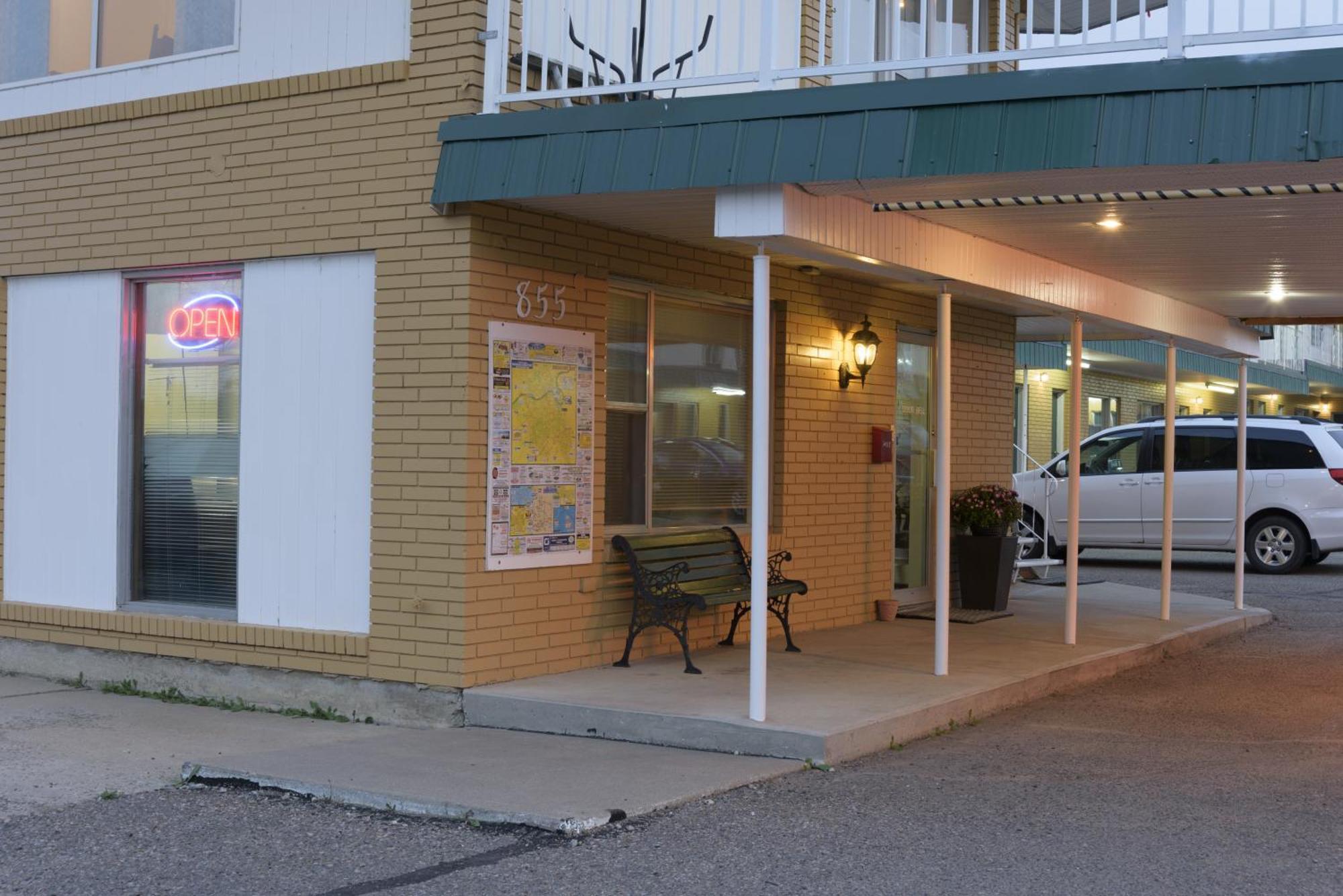 Sun-Dek Motel Medicine Hat Ngoại thất bức ảnh